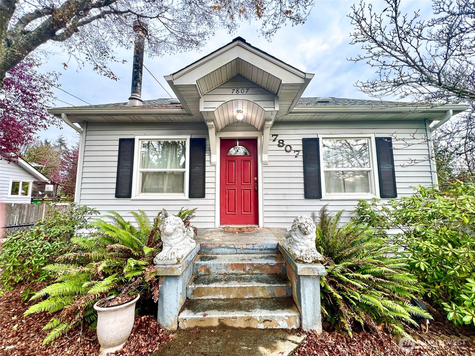 7807 Grant Drive , Everett, WA 98203-6734