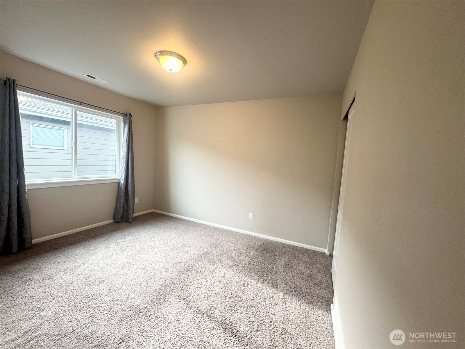 37309 29th Place S, Federal Way, WA 98003