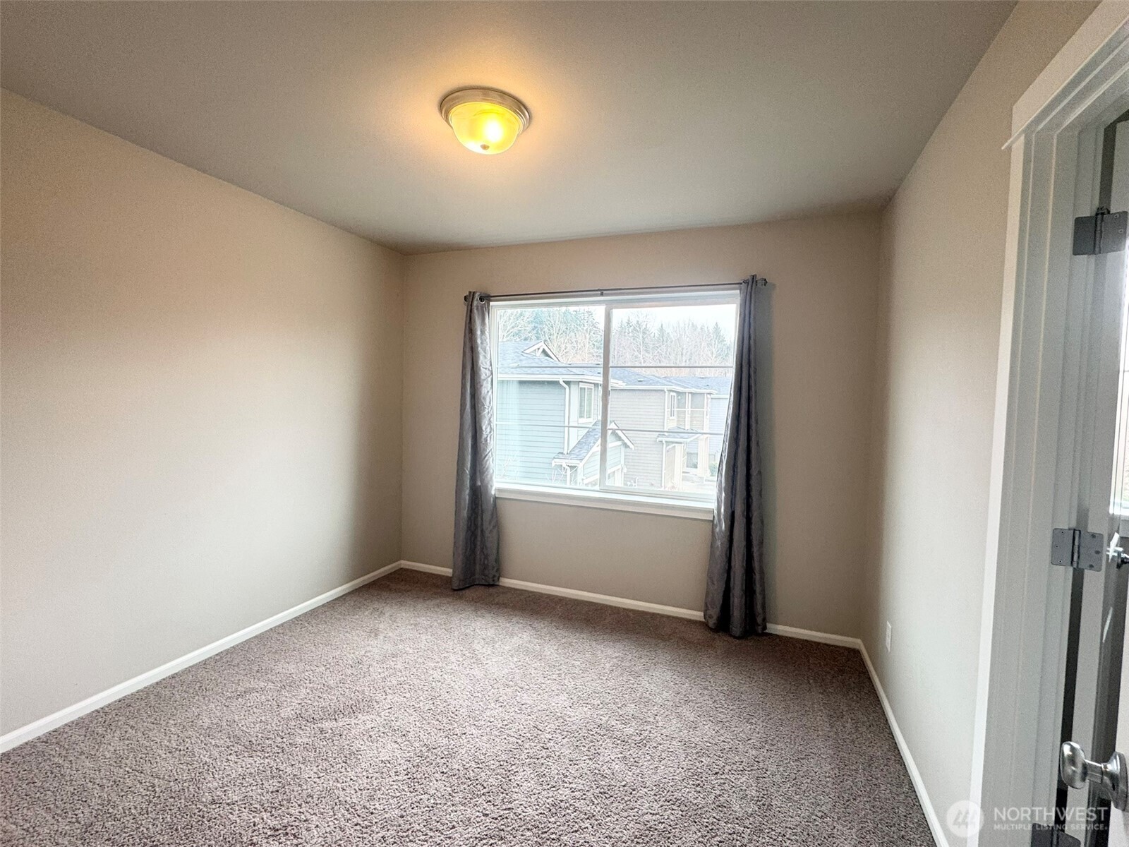 37309 29th Place S, Federal Way, WA 98003