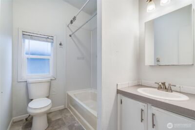 16016 11th Avenue E, Tacoma, WA 98445 - Photo 17
