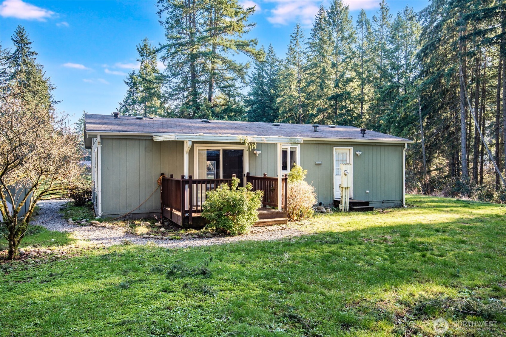 16016 11th Avenue E, Tacoma, WA 98445
