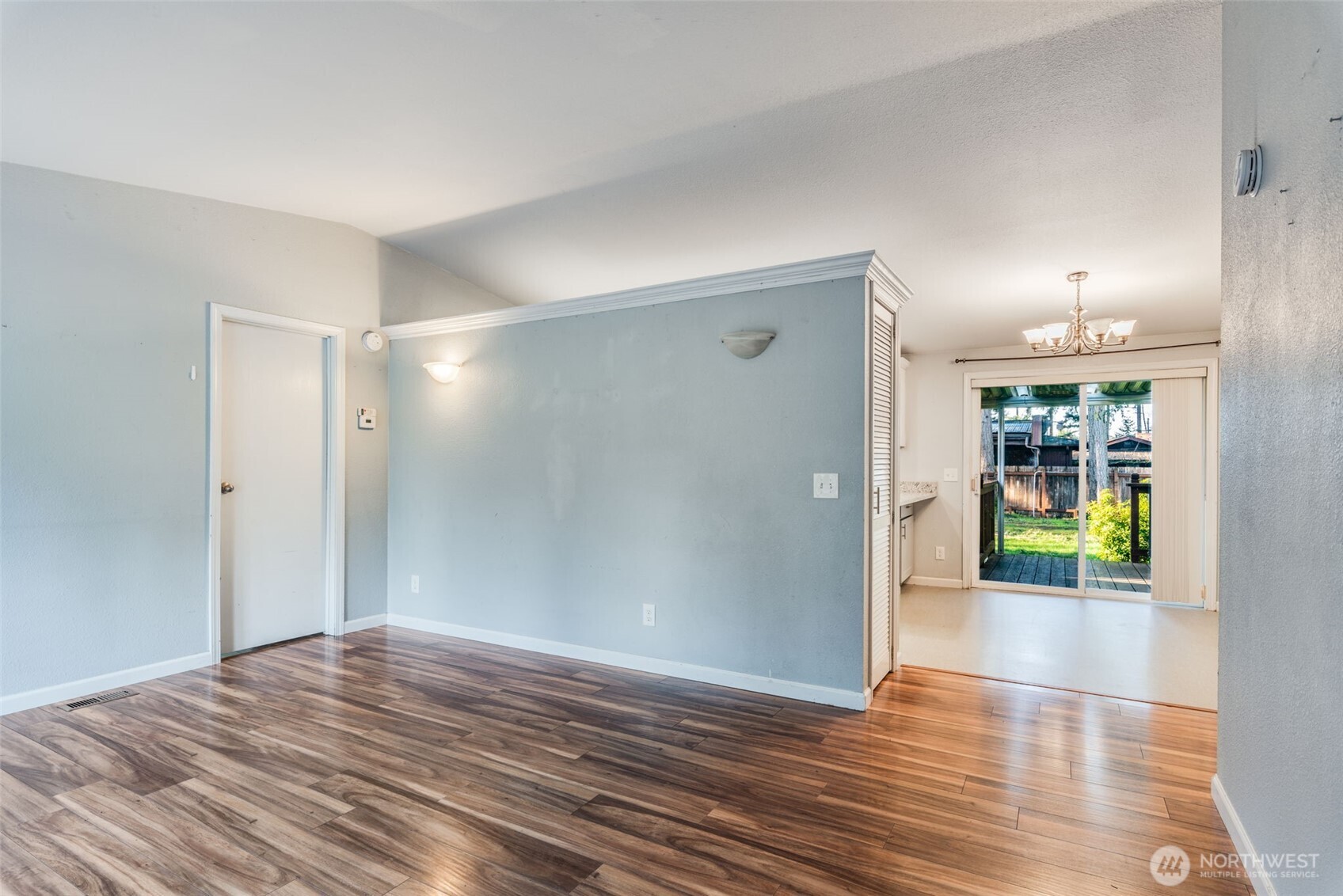 16016 11th Avenue E, Tacoma, WA 98445