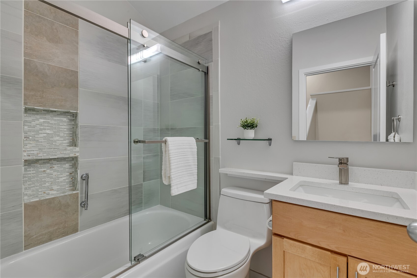 31643 37th Avenue SW, Federal Way, WA 98023