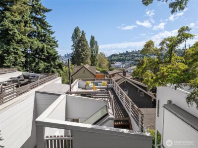 3642 A Interlake Avenue N, Seattle, WA 98103 - Photo 25