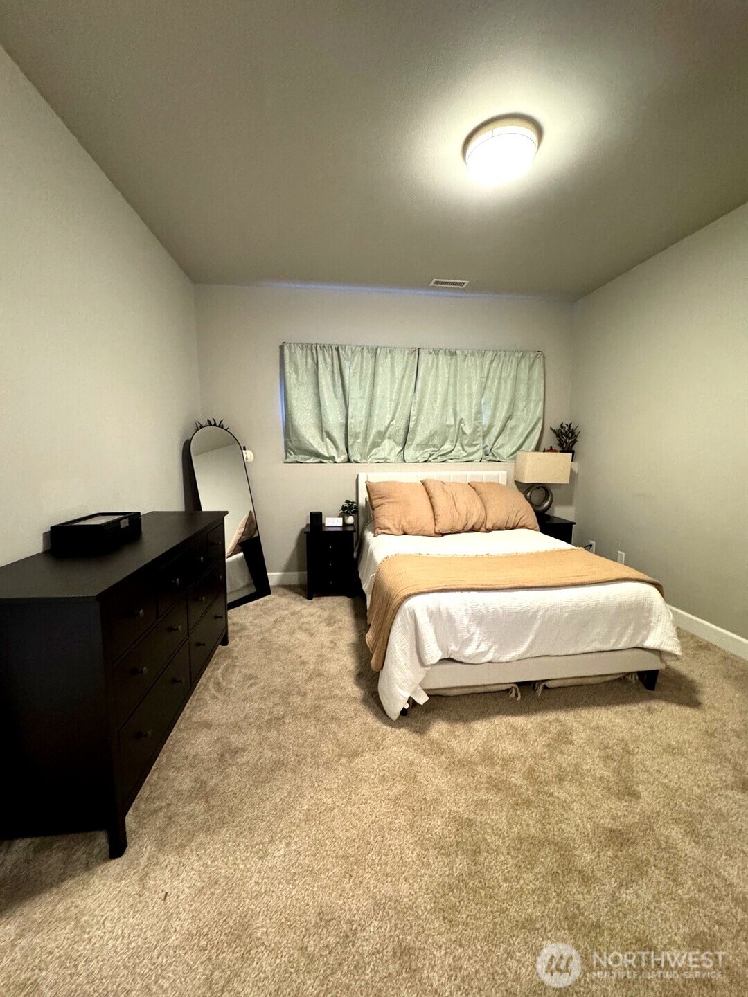 117 Dallas Street , Port Orchard, WA 98366