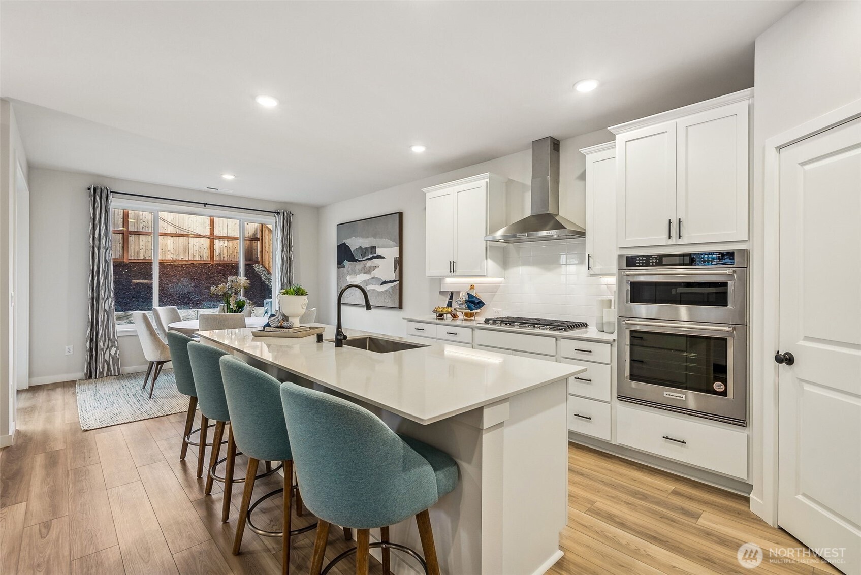 2028 NE Norseman Way , Poulsbo, WA 98370