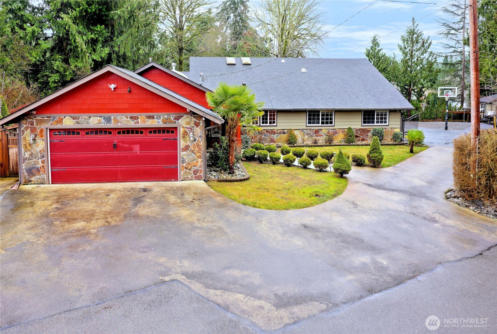 17823 145th Avenue SE, Renton, WA 98058