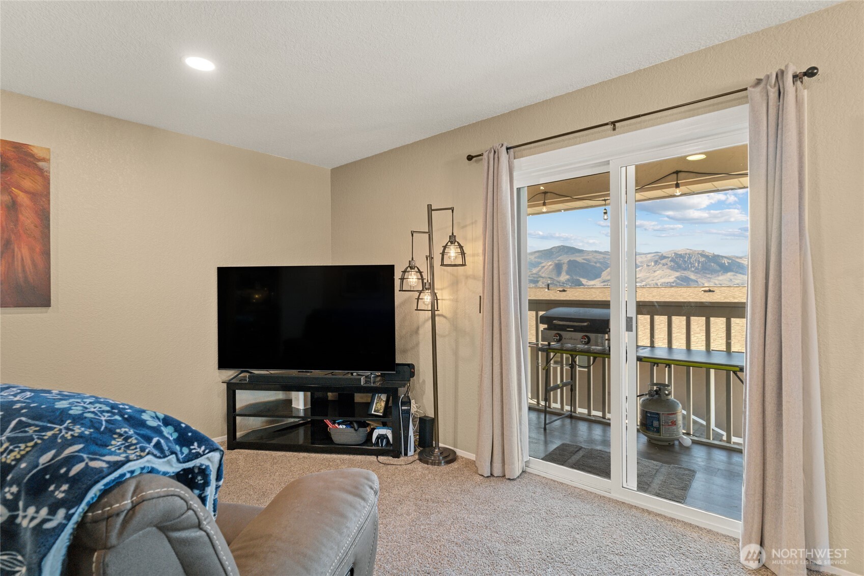 509 2nd Street NE, East Wenatchee, WA 98802