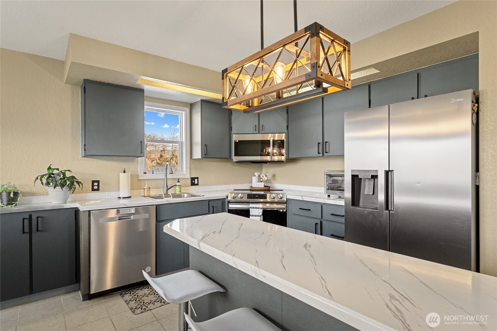 509 2nd Street NE, East Wenatchee, WA 98802