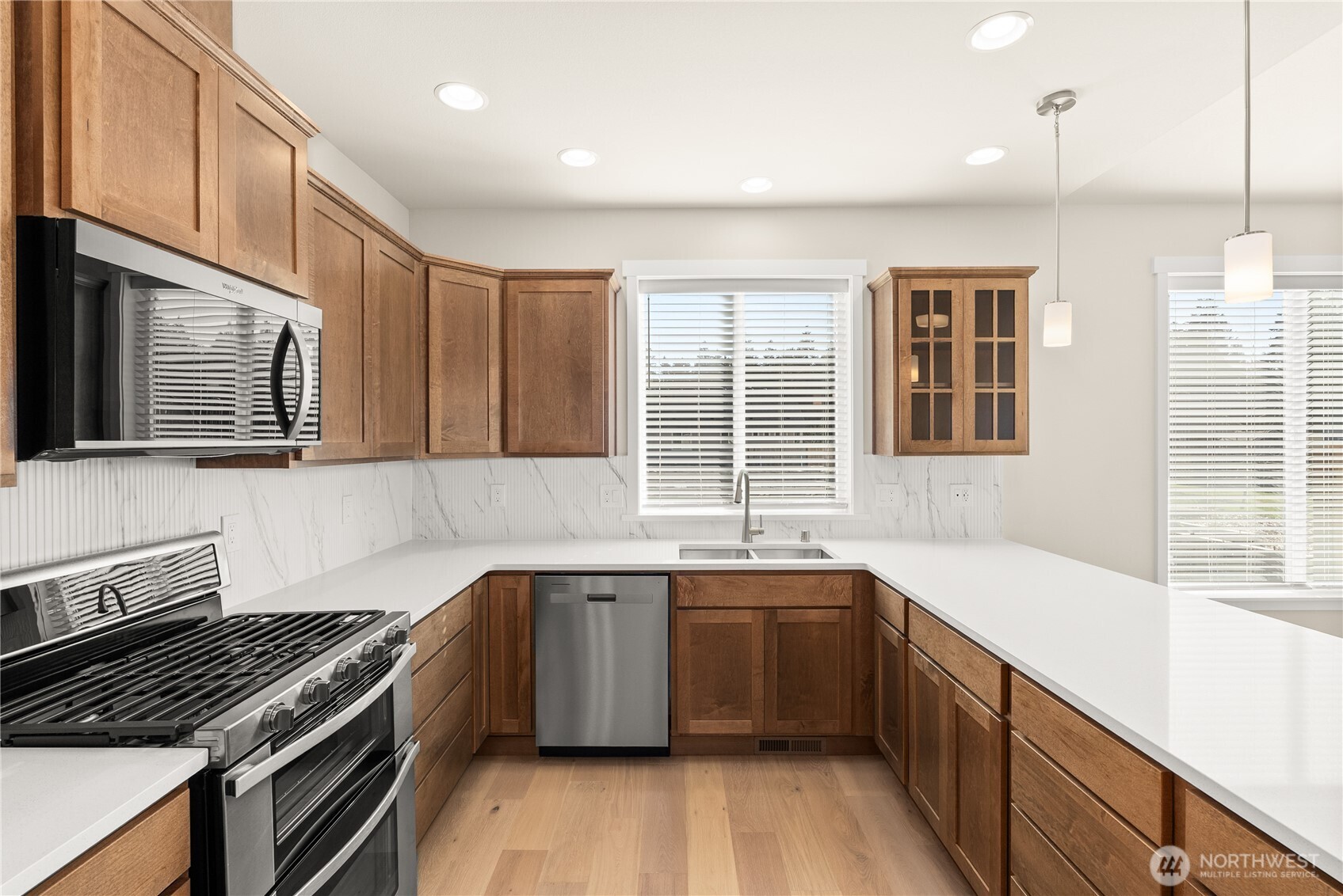 9041 Wyatt Loop SE, Tumwater, WA 98501