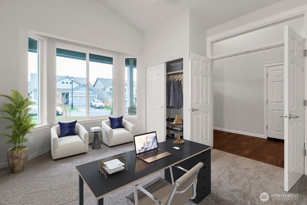 9041 Wyatt Loop SE, Tumwater, WA 98501