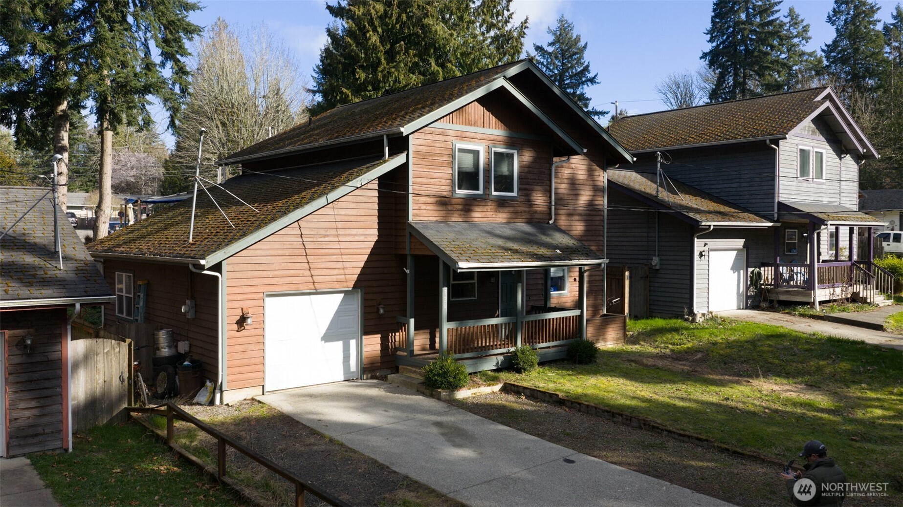 6726 NE Columbia Street , Suquamish, WA 98392