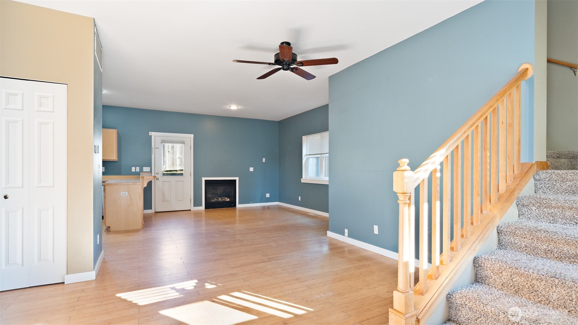 6726 NE Columbia Street , Suquamish, WA 98392