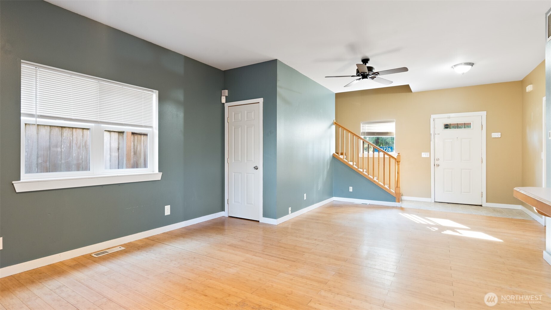 6726 NE Columbia Street , Suquamish, WA 98392