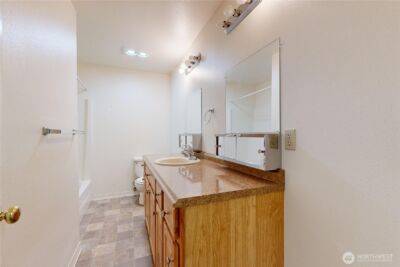 249 S Tausick Way , Walla Walla, WA 99362 - Photo 16