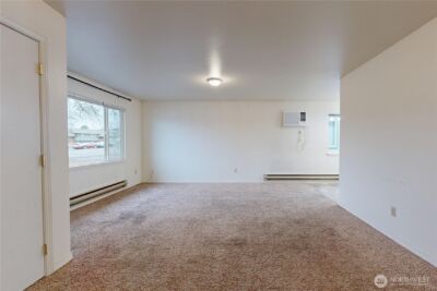 249 S Tausick Way , Walla Walla, WA 99362 - Photo 2