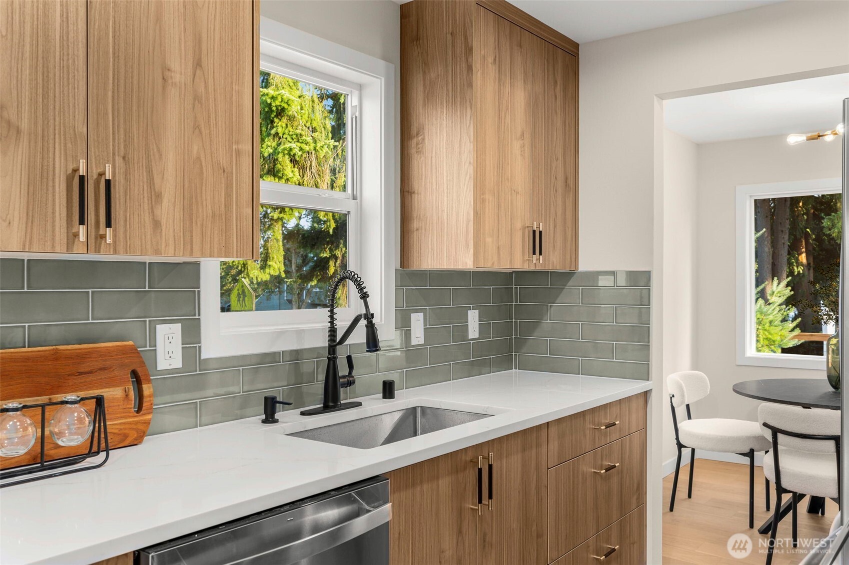 922 NE 117th Street , Seattle, WA 98125