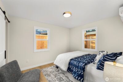 922 NE 117th Street , Seattle, WA 98125 - Photo 15