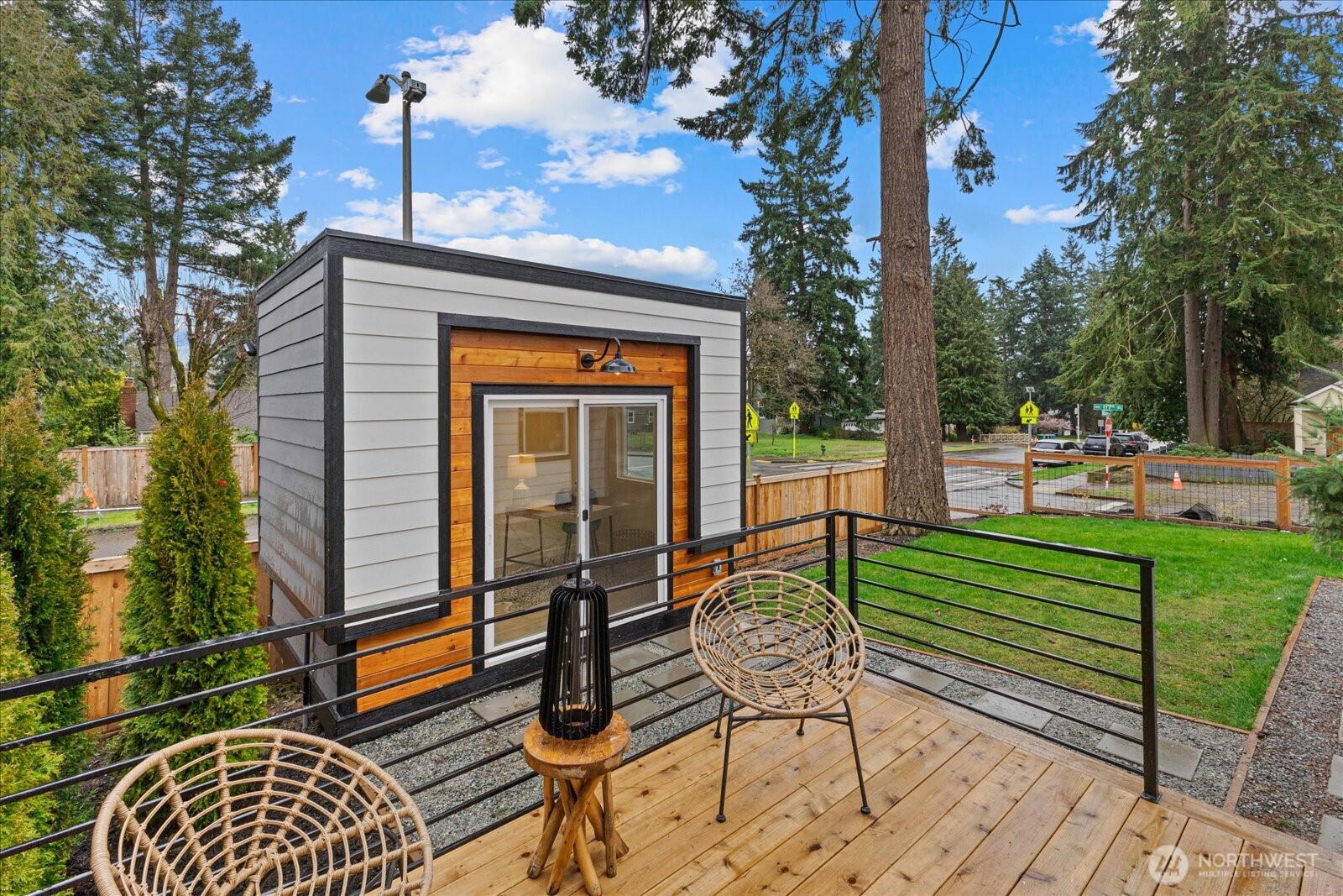 922 NE 117th Street , Seattle, WA 98125