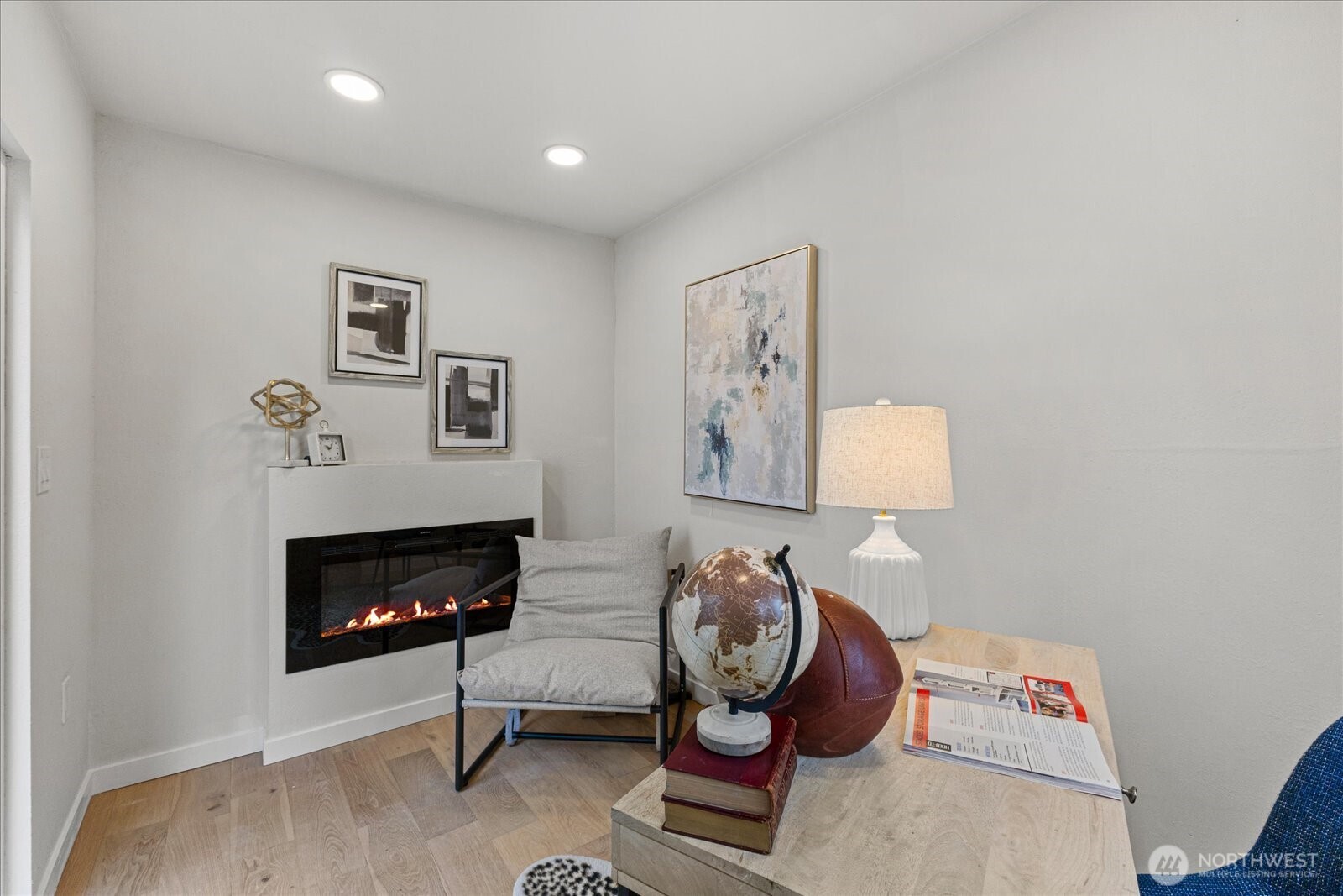 922 NE 117th Street , Seattle, WA 98125