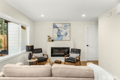 922 NE 117th Street , Seattle, WA 98125 - Photo 7