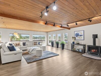 2540 E Phinney Bay Place , Bremerton, WA 98312 - Photo 10
