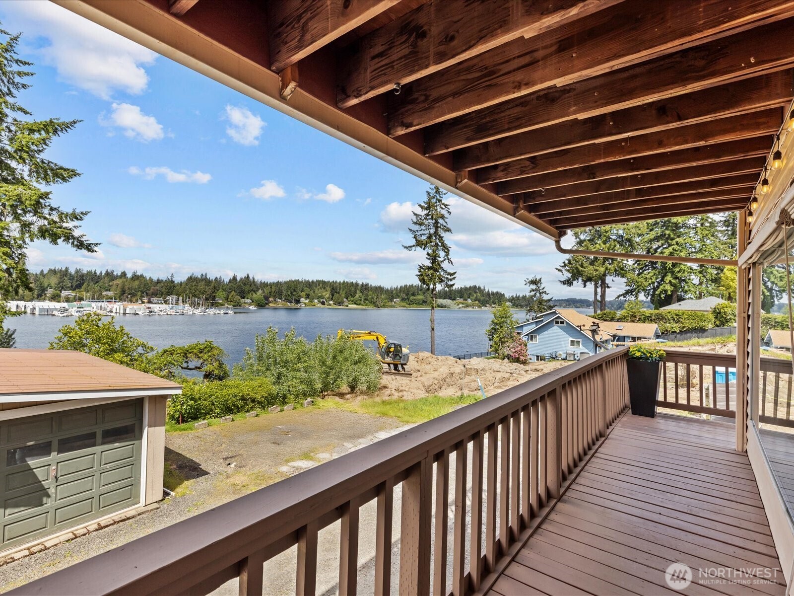 2540 E Phinney Bay Place , Bremerton, WA 98312