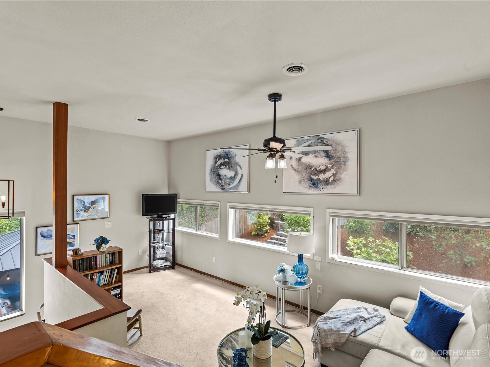 2540 E Phinney Bay Place , Bremerton, WA 98312