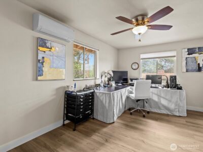 2540 E Phinney Bay Place , Bremerton, WA 98312 - Photo 5