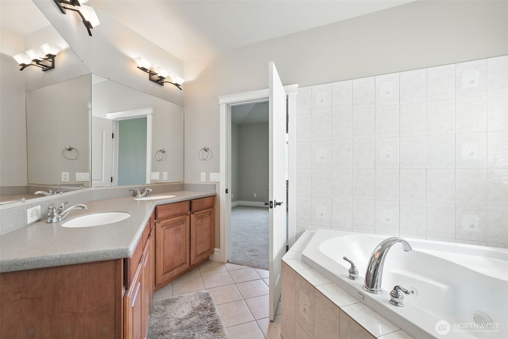 6795 NE D.8 Road , Moses Lake, WA 98837