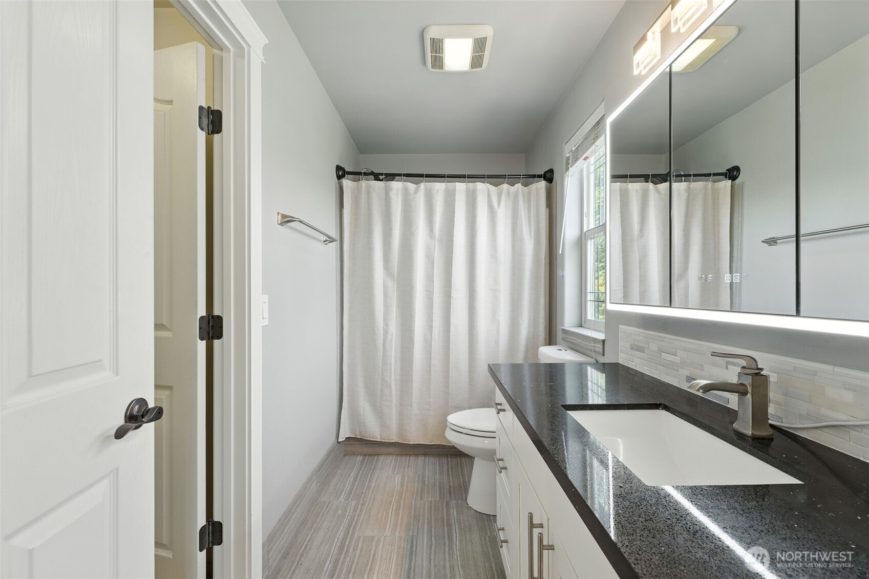 6795 NE D.8 Road , Moses Lake, WA 98837