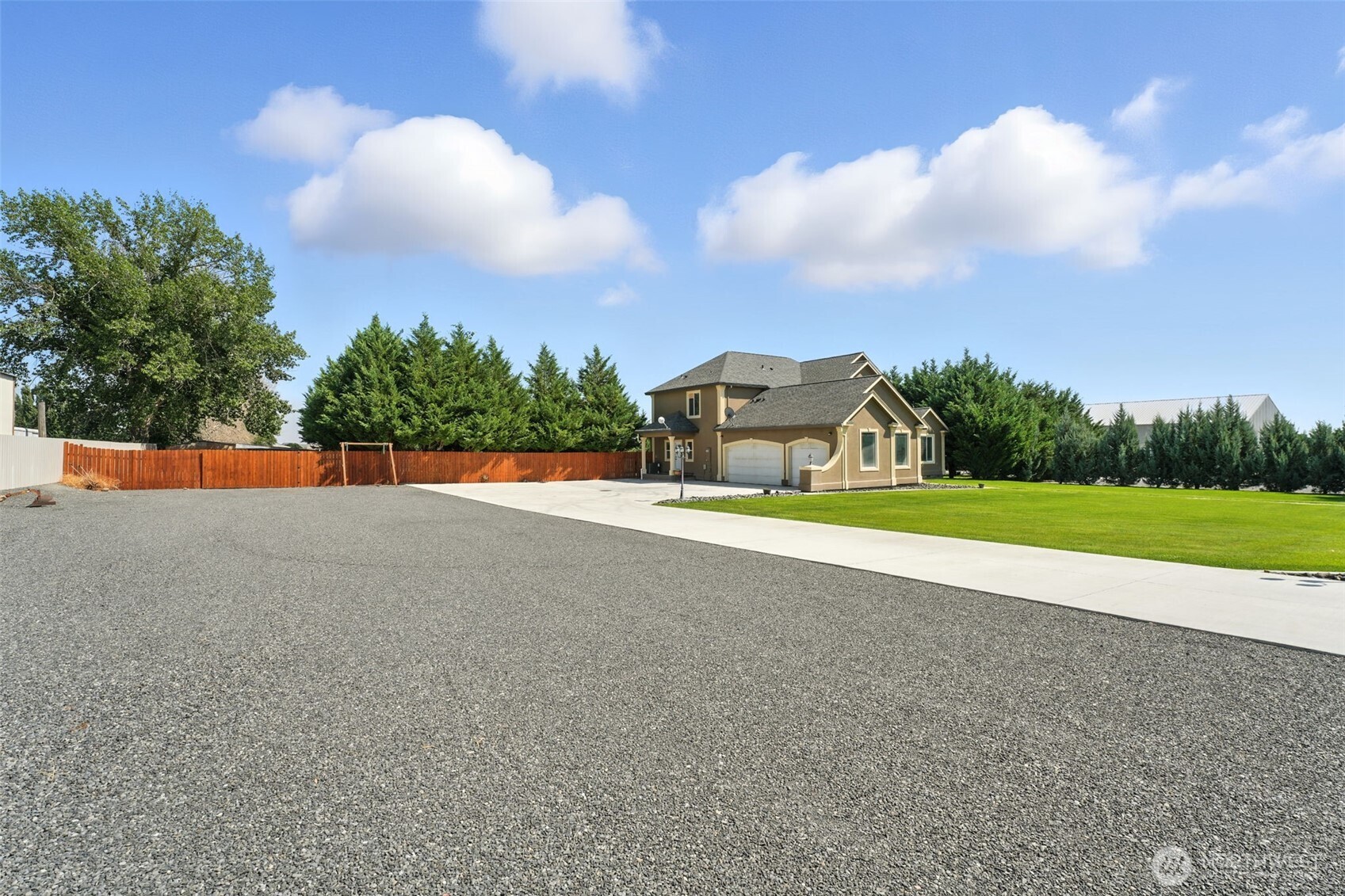 6795 NE D.8 Road , Moses Lake, WA 98837