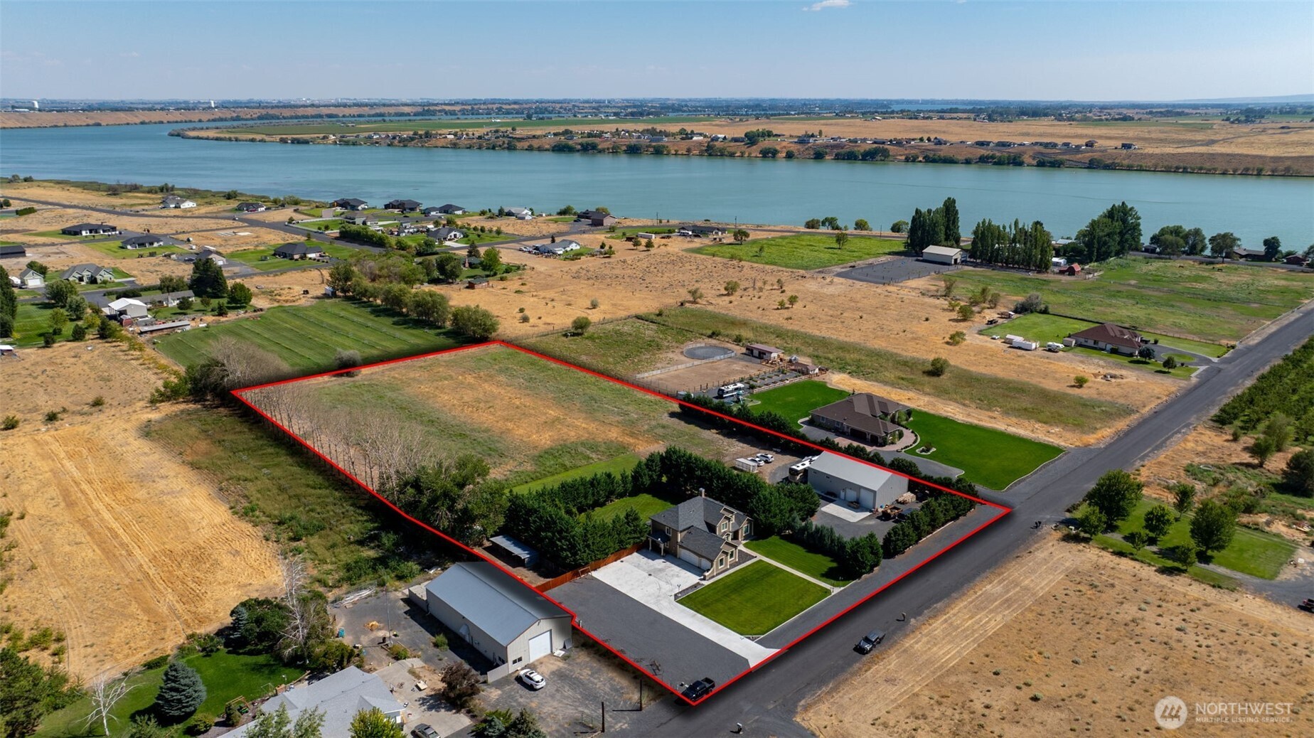 6795 NE D.8 Road , Moses Lake, WA 98837