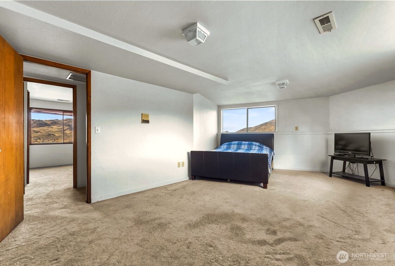 323 A Eastlake Road , Oroville, WA 98844