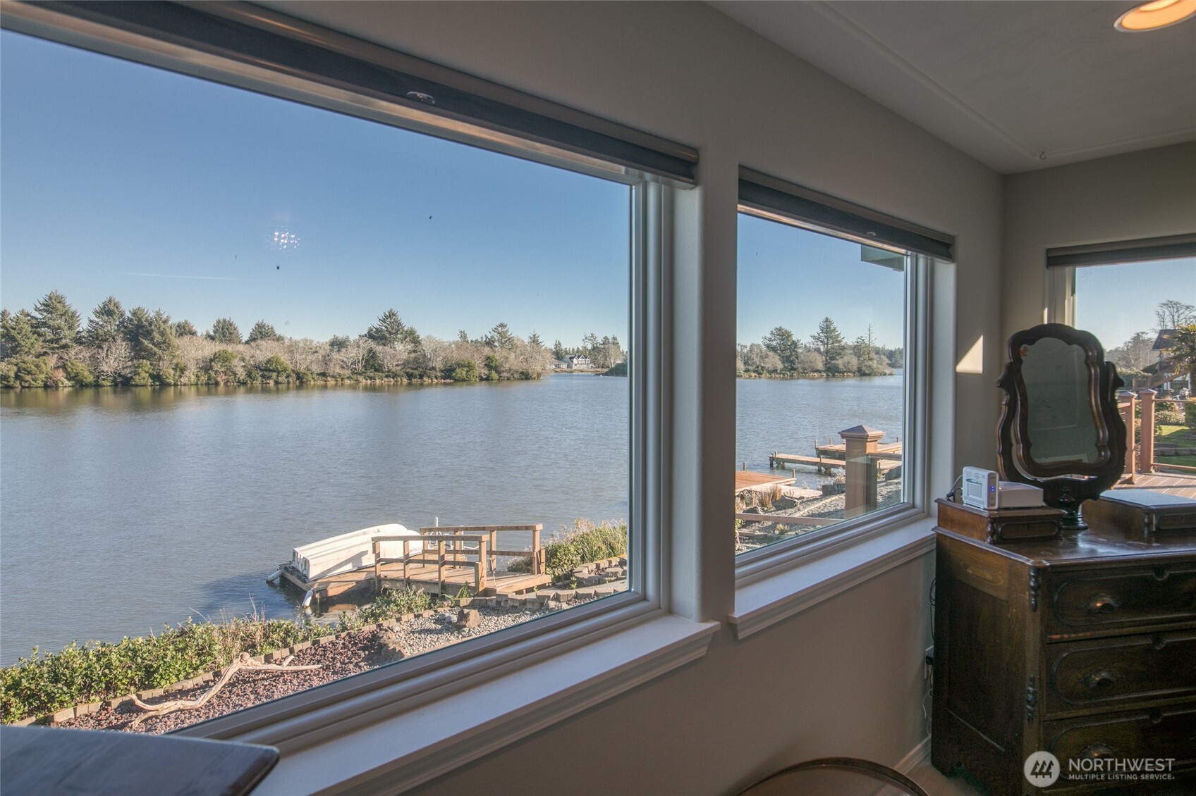 598 Mount Olympus Avenue SE, Ocean Shores, WA 98569