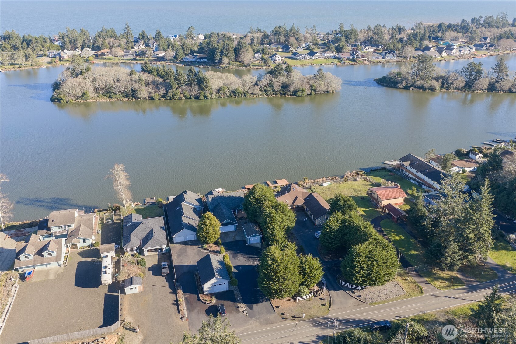 598 Mount Olympus Avenue SE, Ocean Shores, WA 98569