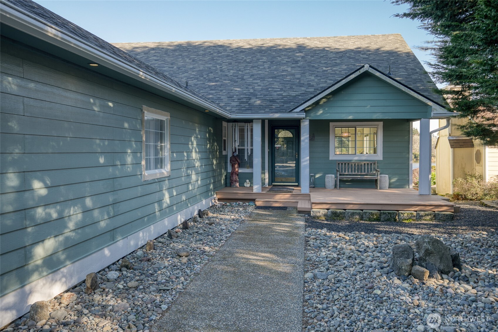 598 Mount Olympus Avenue SE, Ocean Shores, WA 98569