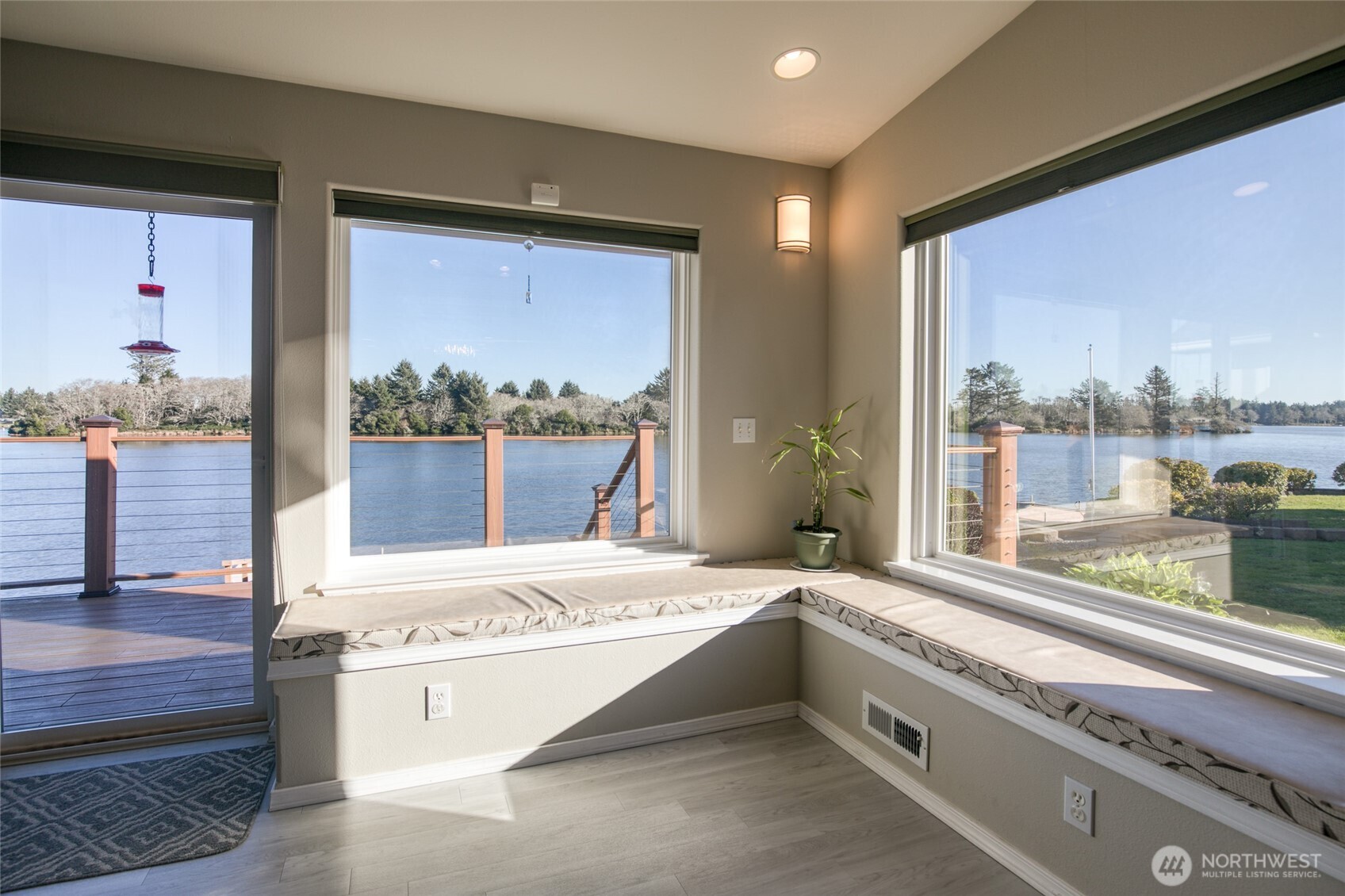 598 Mount Olympus Avenue SE, Ocean Shores, WA 98569