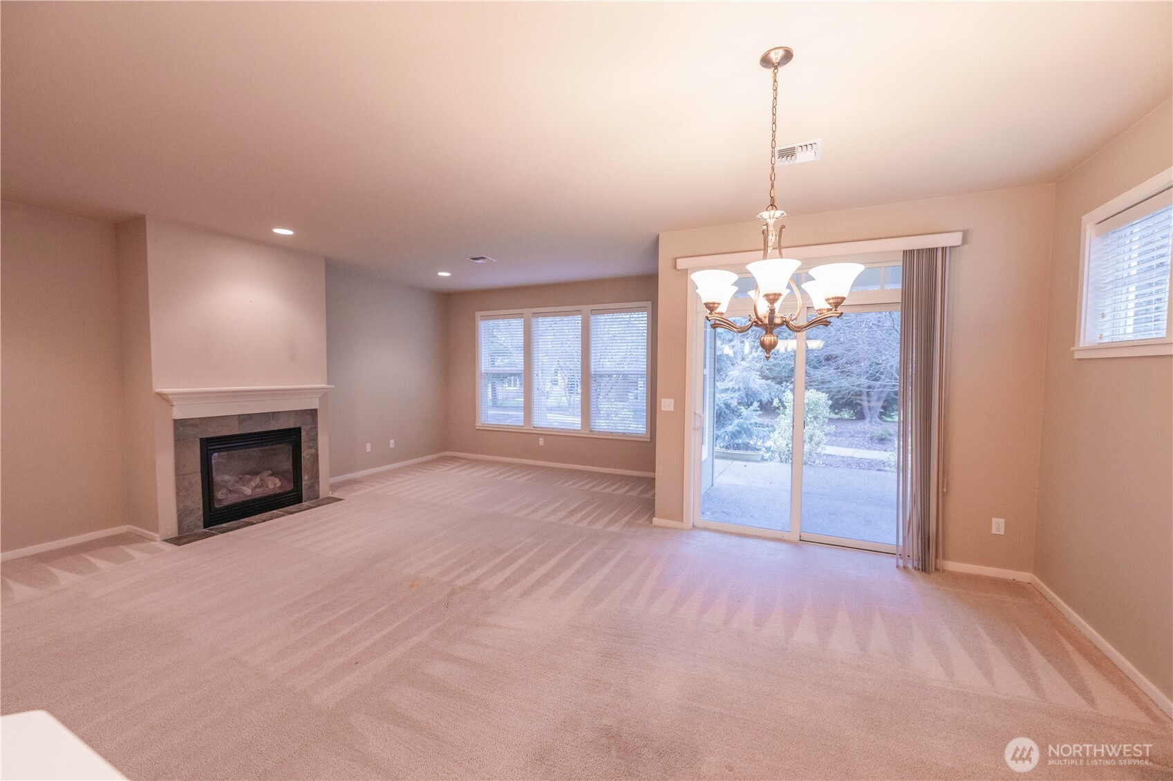 755 SE Heron Drive , College Place, WA 99324