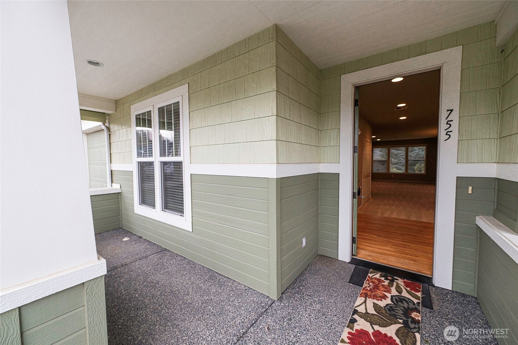 755 SE Heron Drive , College Place, WA 99324