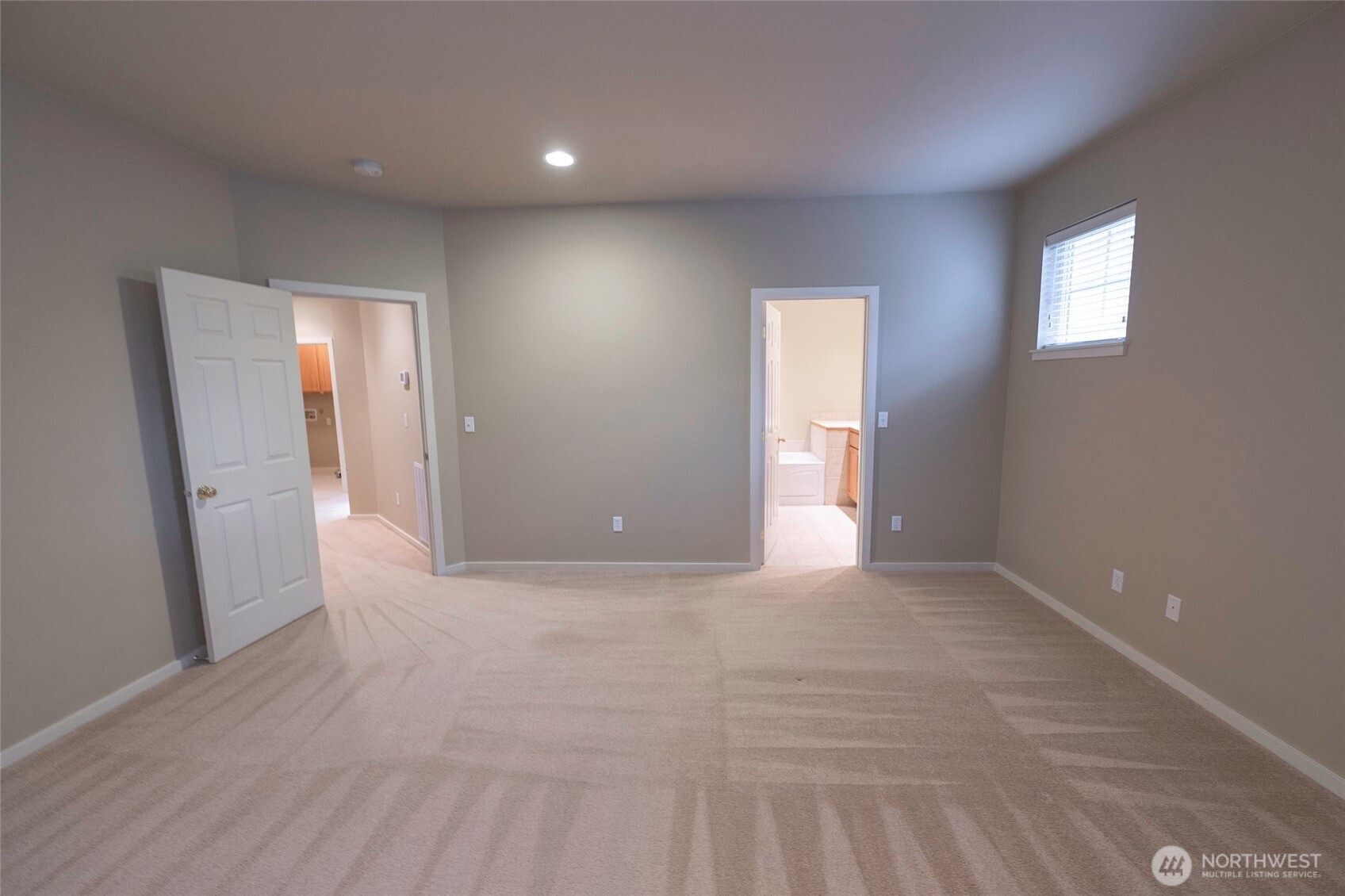 755 SE Heron Drive , College Place, WA 99324