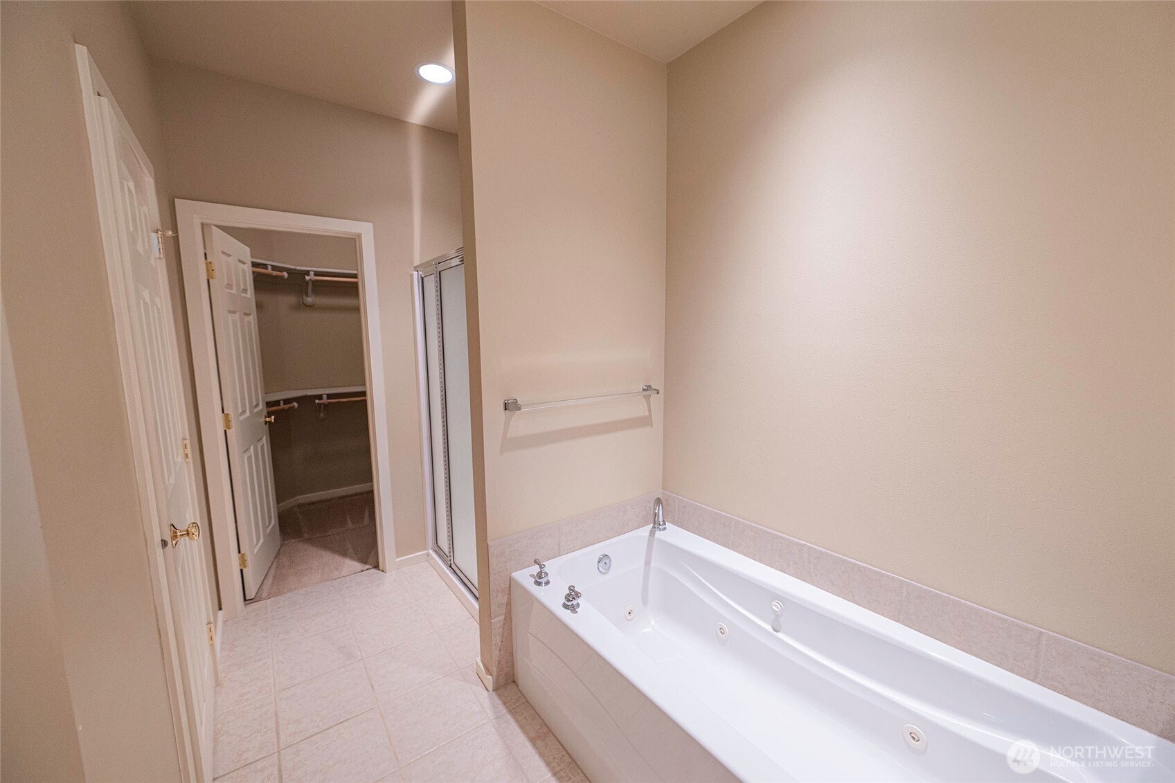 755 SE Heron Drive , College Place, WA 99324