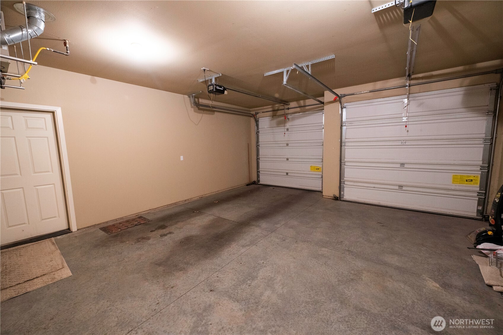 755 SE Heron Drive , College Place, WA 99324