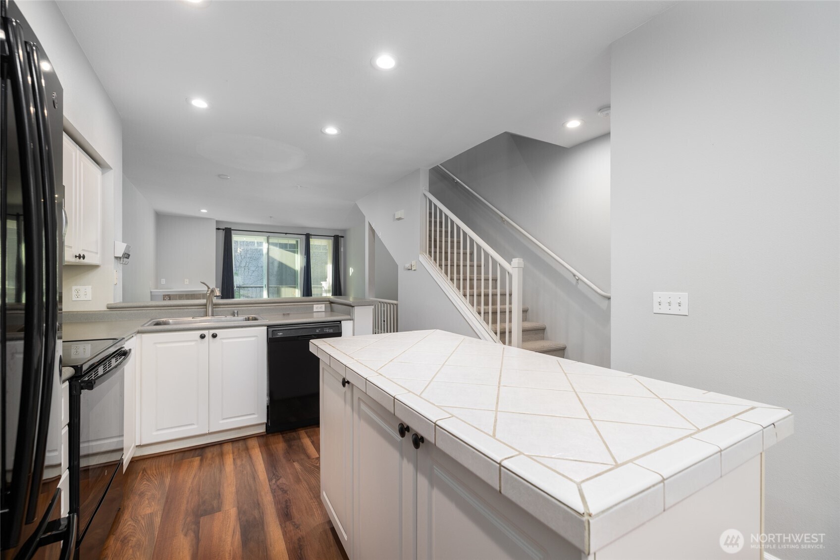 16125 Juanita-Woodinville Way NE #805, Bothell, WA 98011