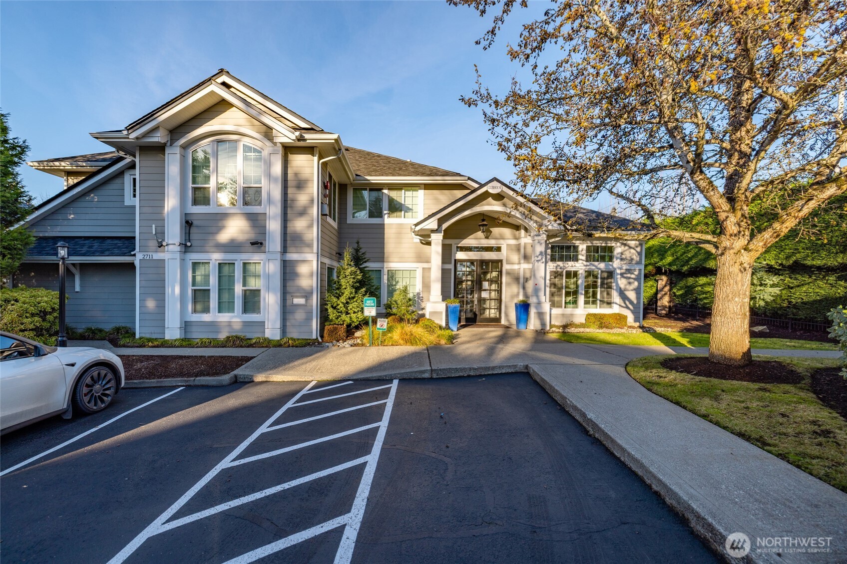 16125 Juanita-Woodinville Way NE #805, Bothell, WA 98011