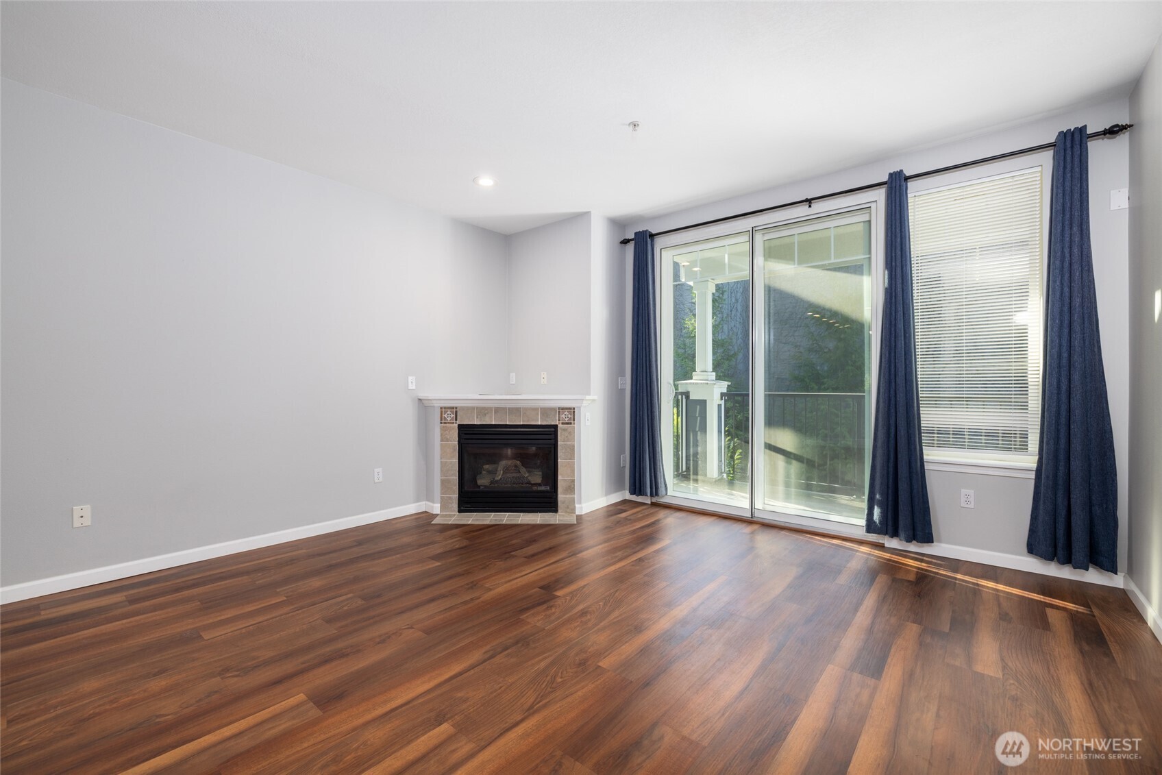 16125 Juanita-Woodinville Way NE #805, Bothell, WA 98011