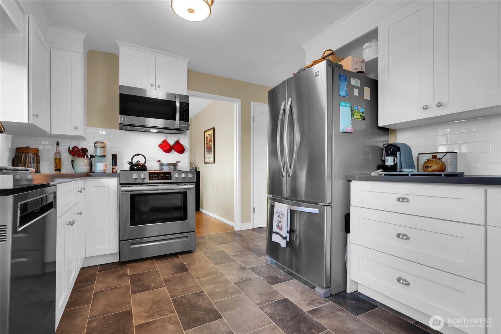 19041 21st Avenue NW, Shoreline, WA 98177