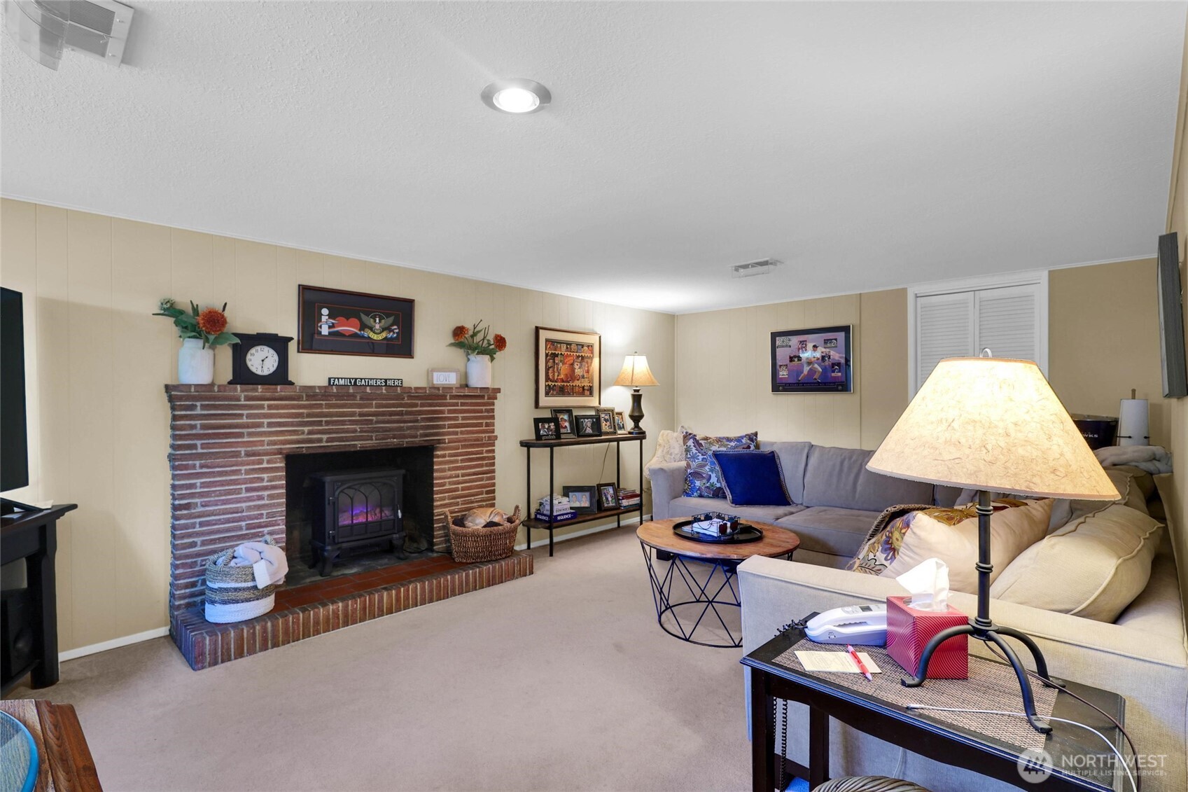 19041 21st Avenue NW, Shoreline, WA 98177