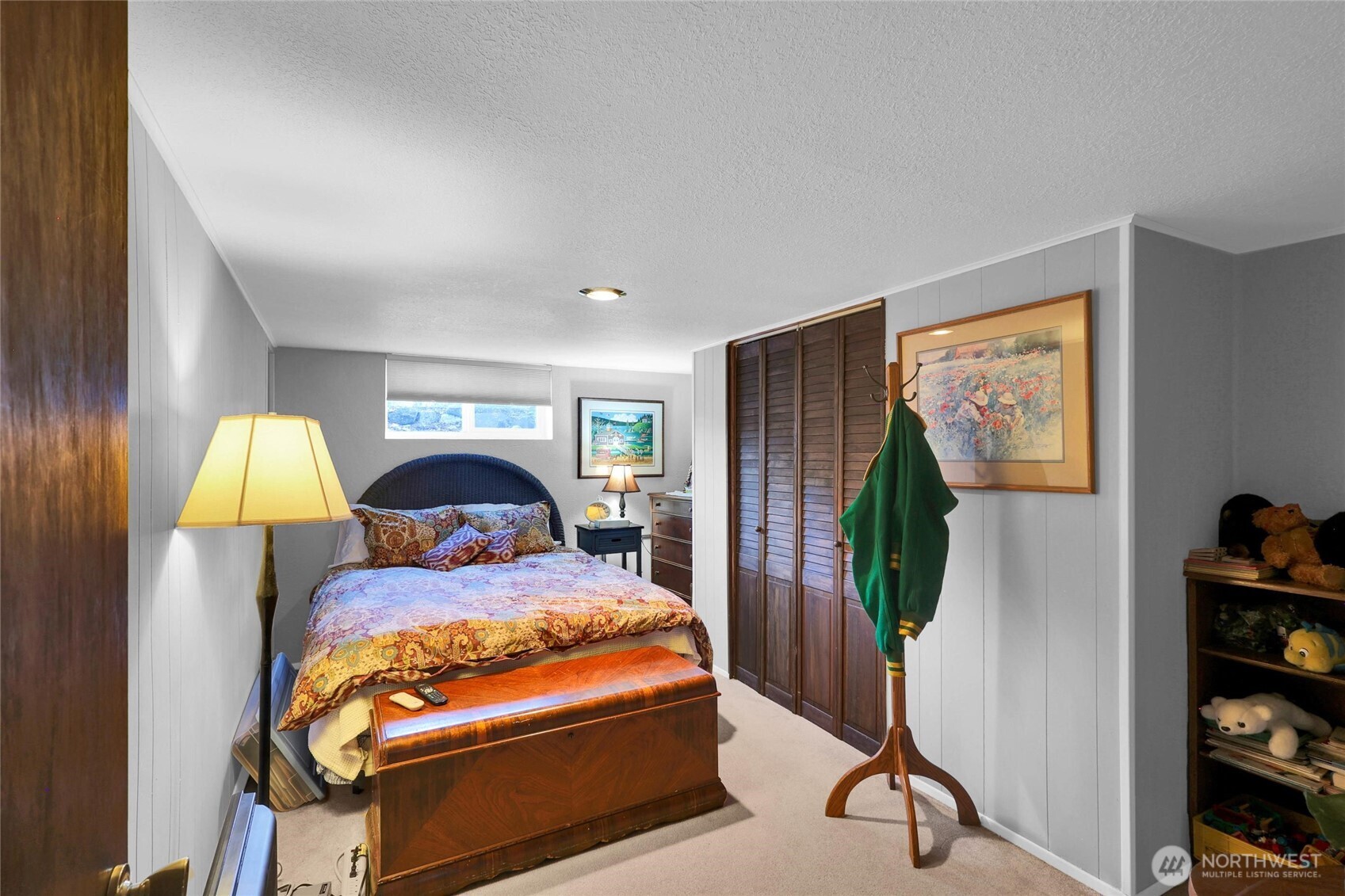 19041 21st Avenue NW, Shoreline, WA 98177