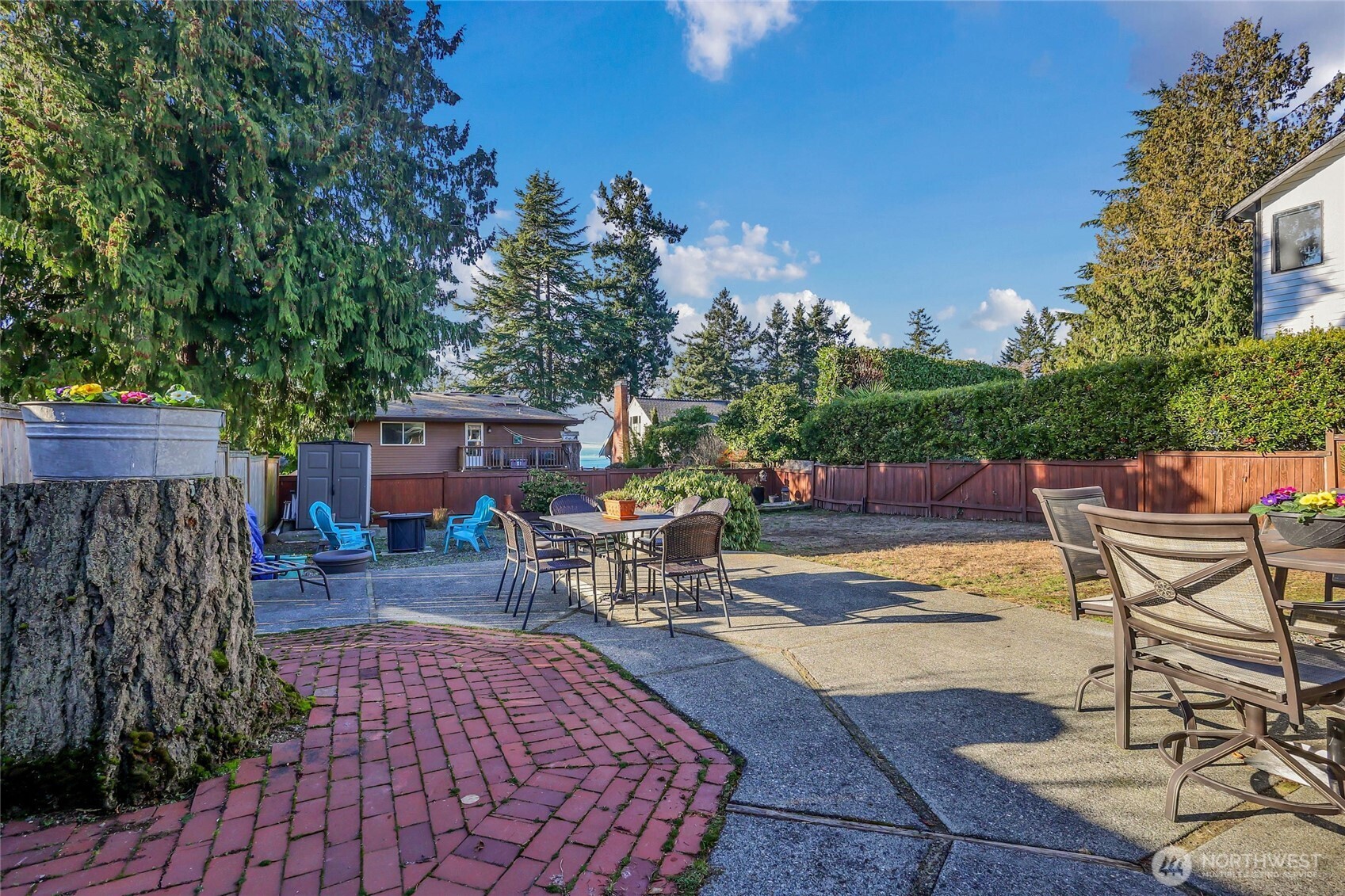 19041 21st Avenue NW, Shoreline, WA 98177